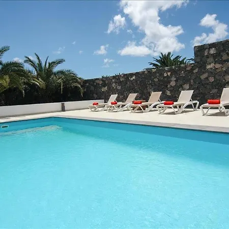 Villa Leandra With Sea Views And A Mini Tennis Court *